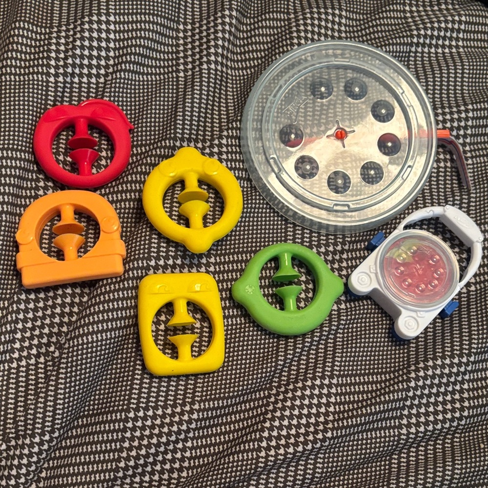 Limited Edition Sonic Toys | Fidget Poppers | Disc Launchers | Frisbees